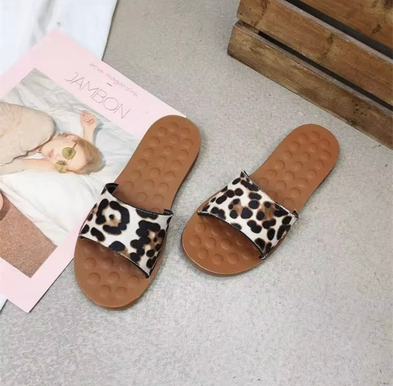 Flat slippers 543