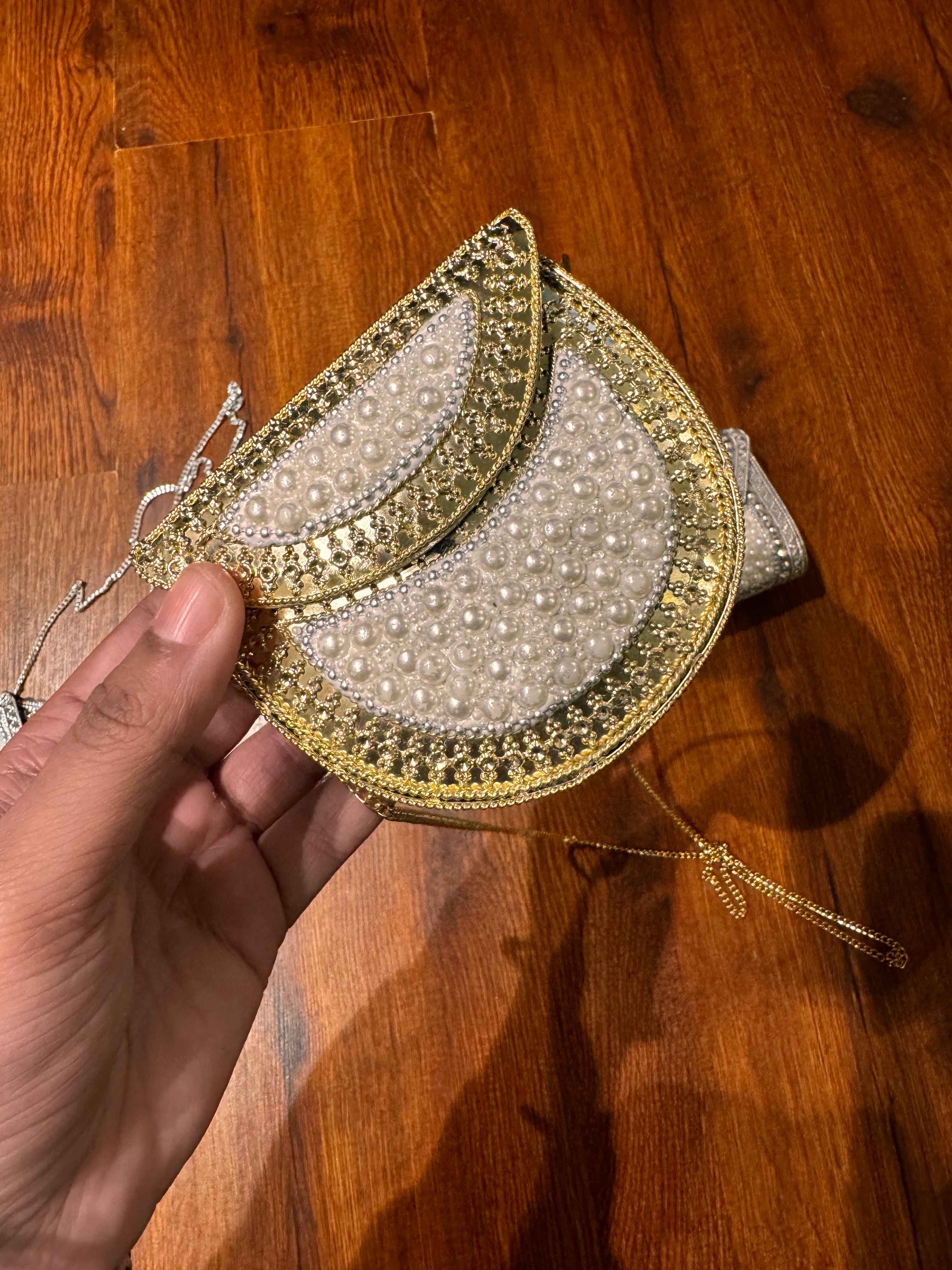 Pearl Mini Sling