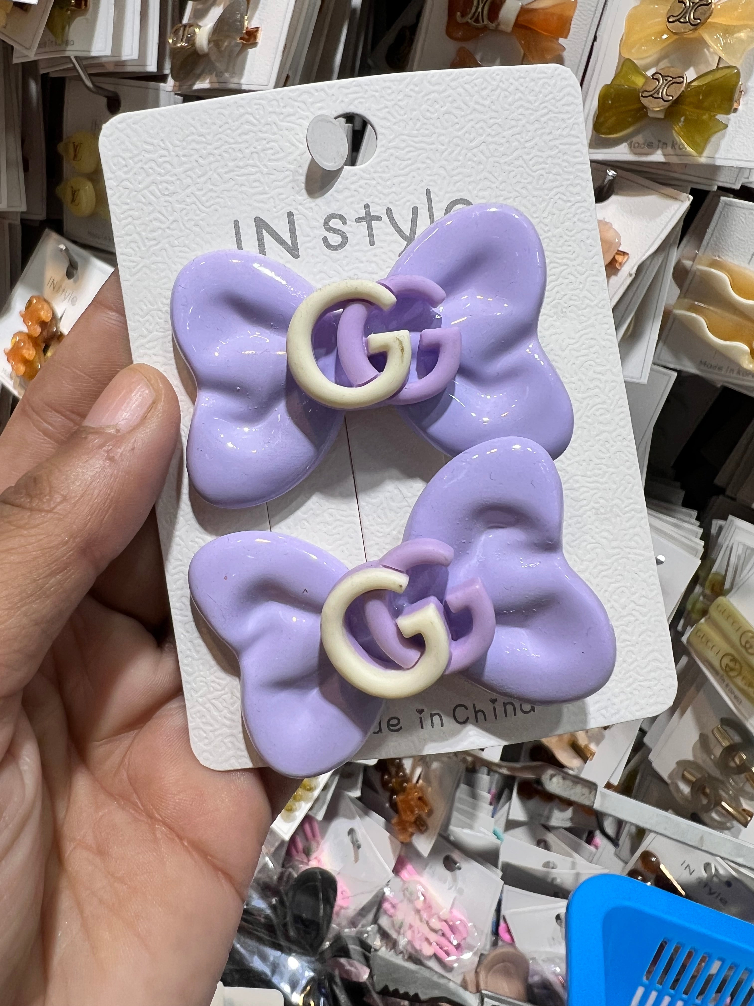 G Butterfly pin