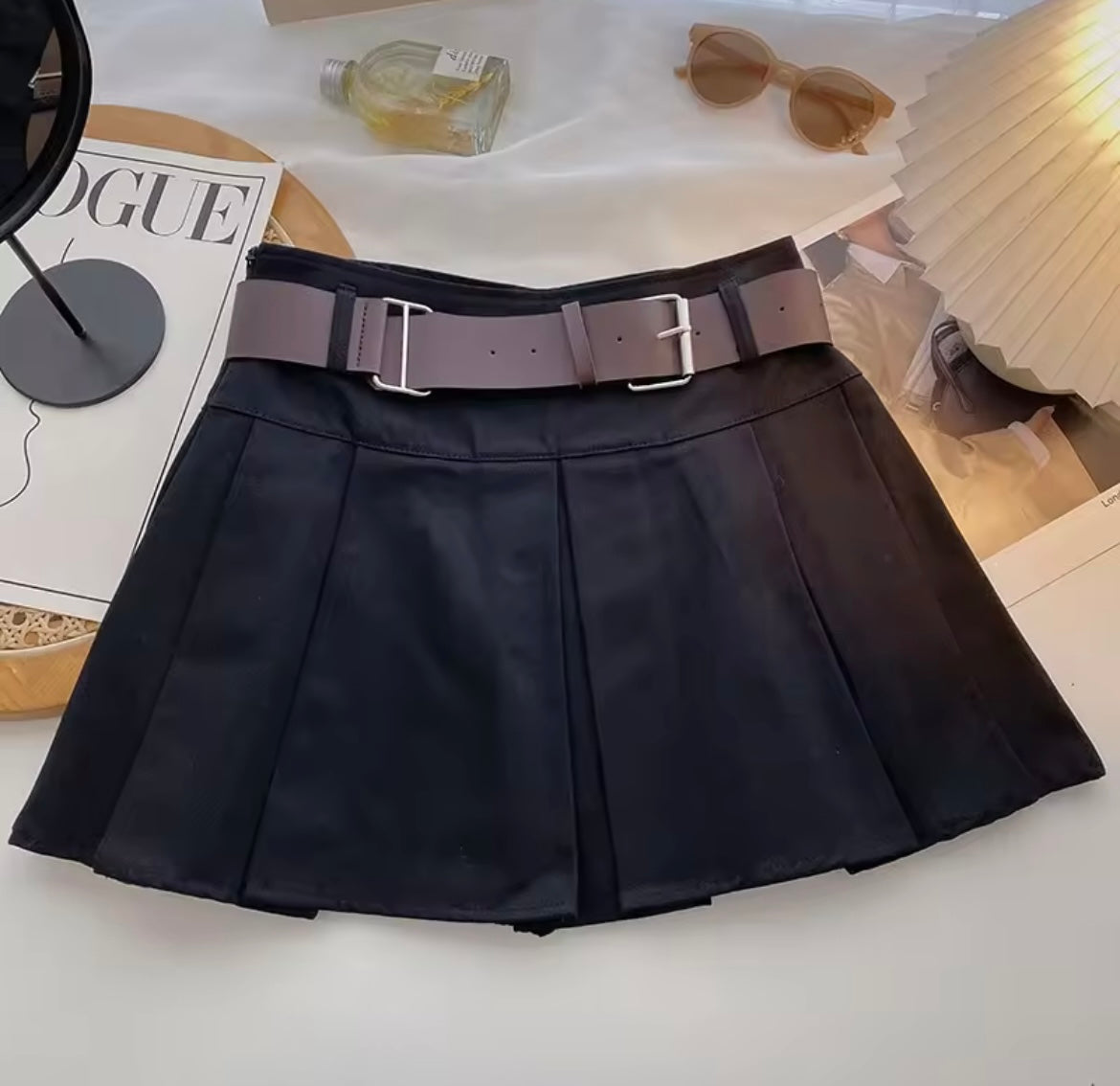 Broad Belt Skirt