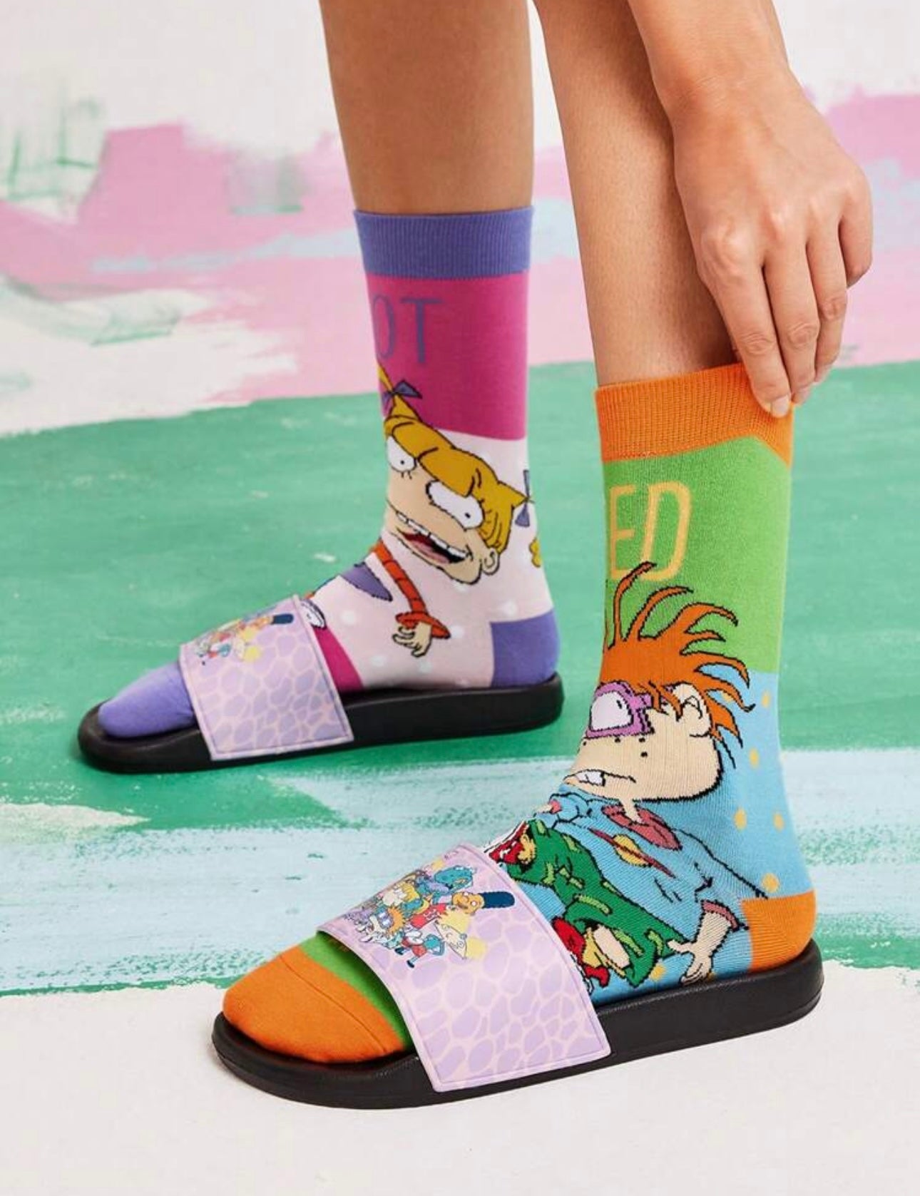 Nick 90s 2pcs/Set Women 90s Asymmetrical Cartoon Graphic Crew Socks