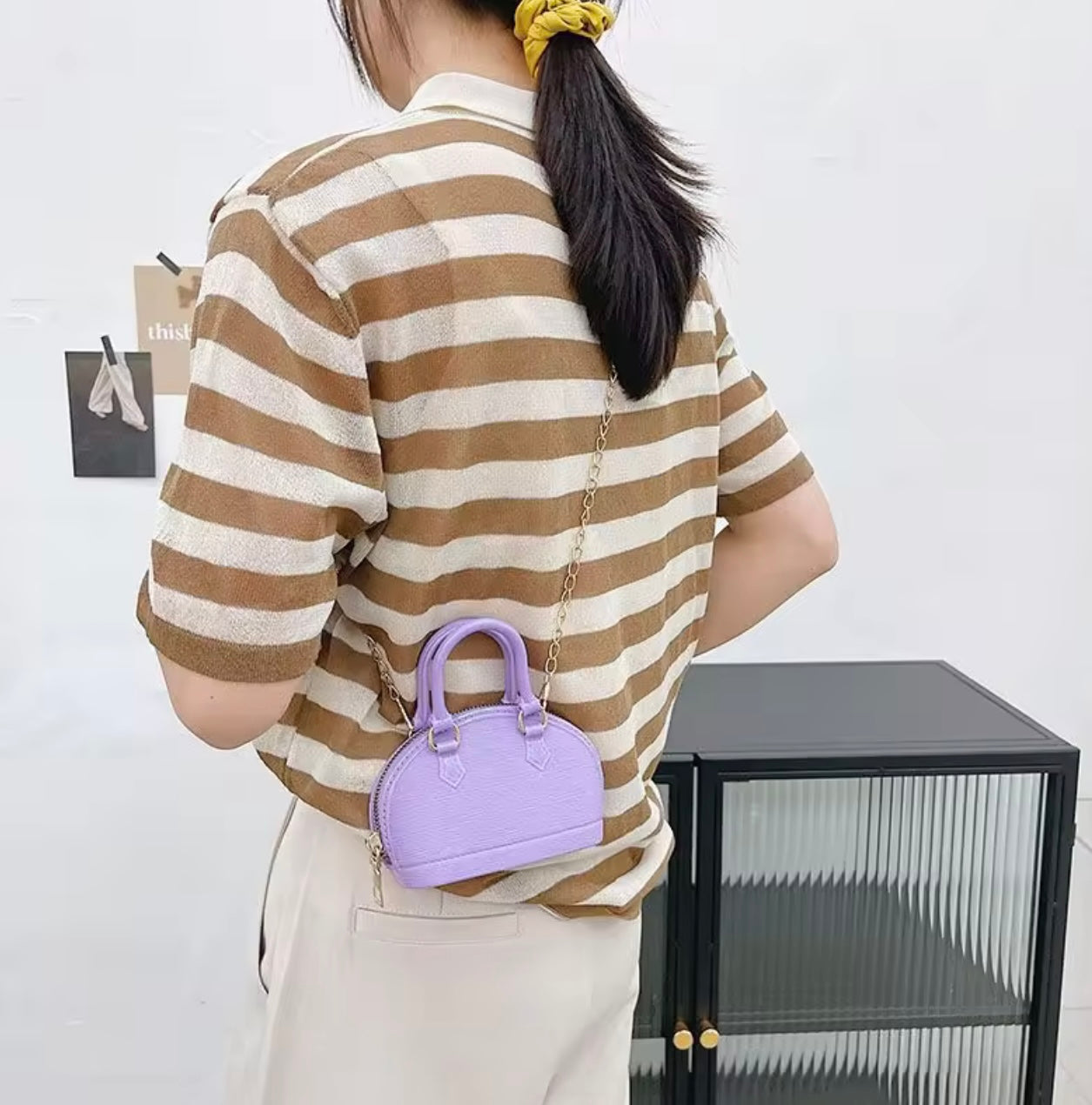 Mini sling bag