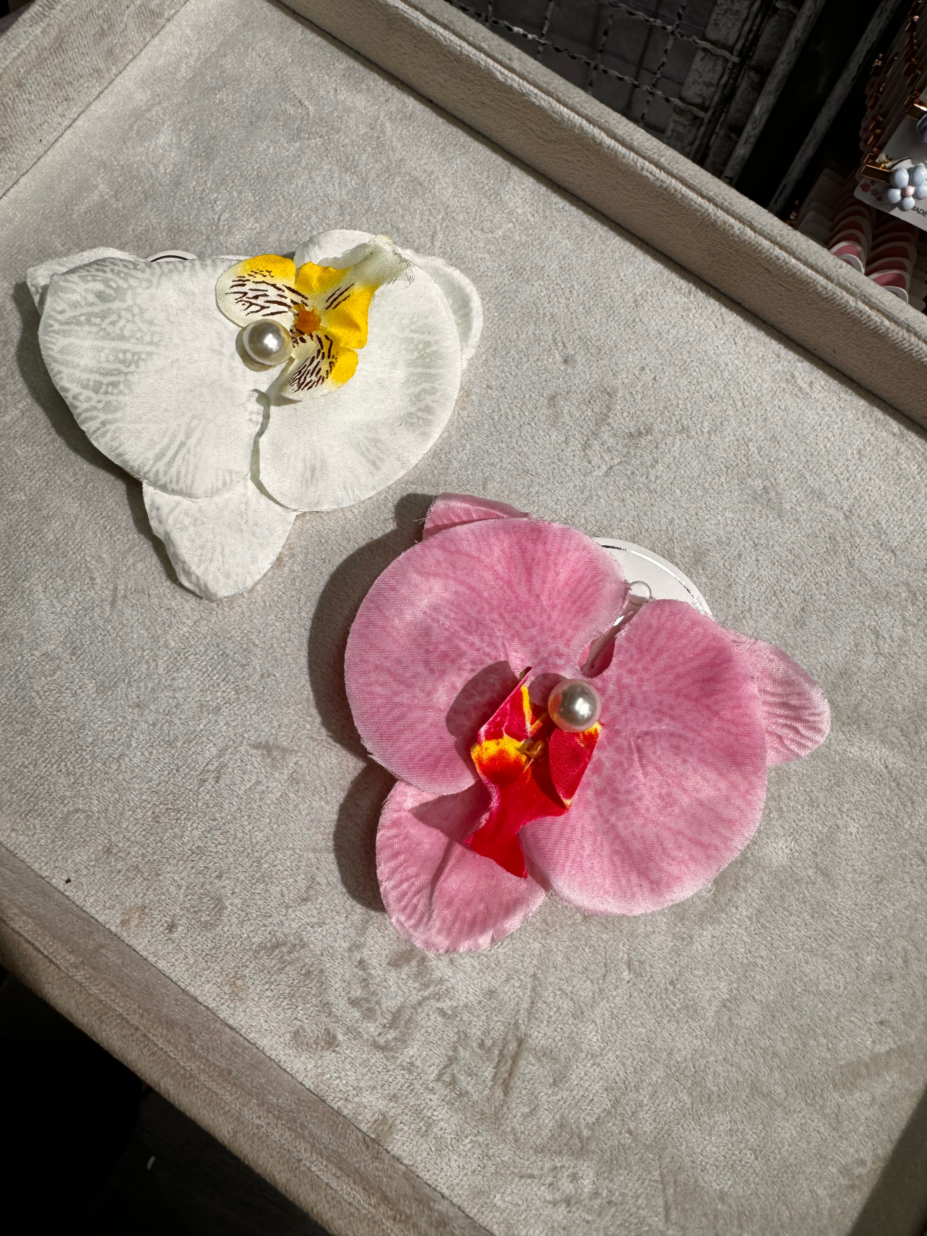 Hair flower pin