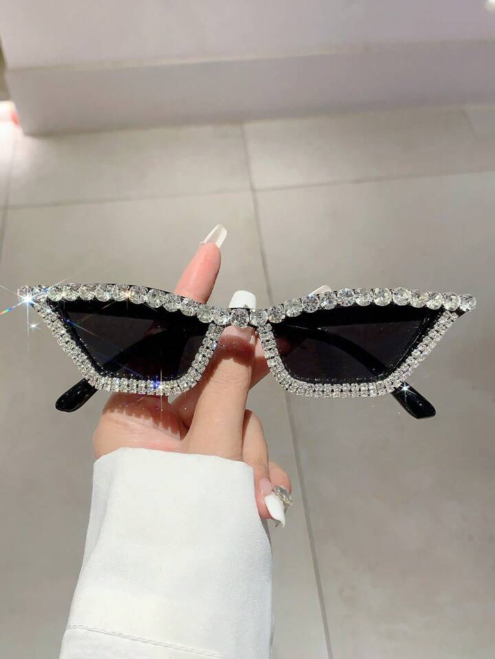 Stylist Cat Eye Sunglases